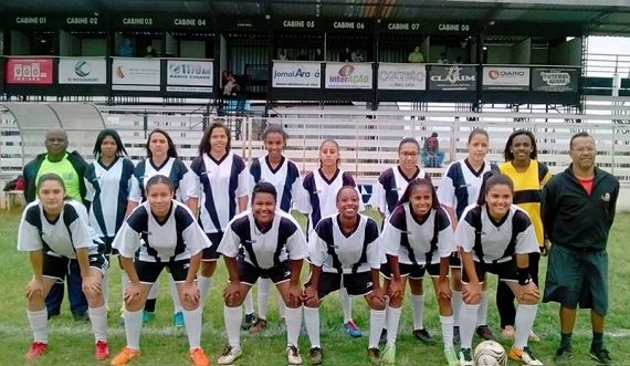 Equipe Feminina Futebol Campo Trianon